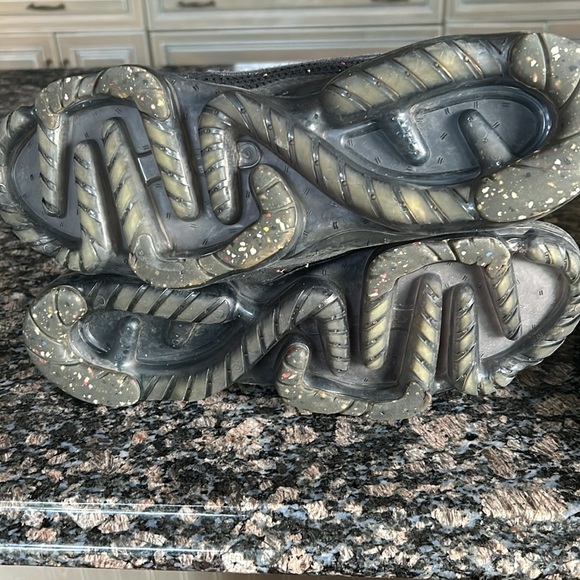 NIKE VAPORMAX - Picture 5 of 6